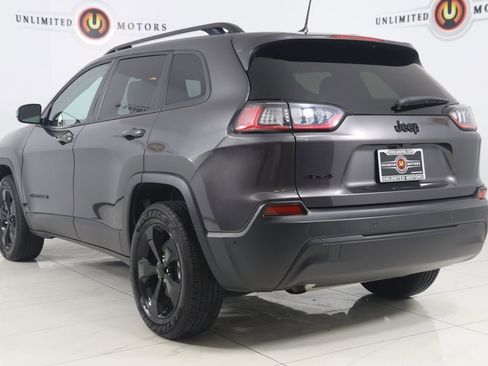 Used 2023 Jeep Cherokee Altitude Lux image 4