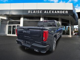 Used 2023 GMC Sierra 1500 Denali Ultimate AWD/4WD video 3