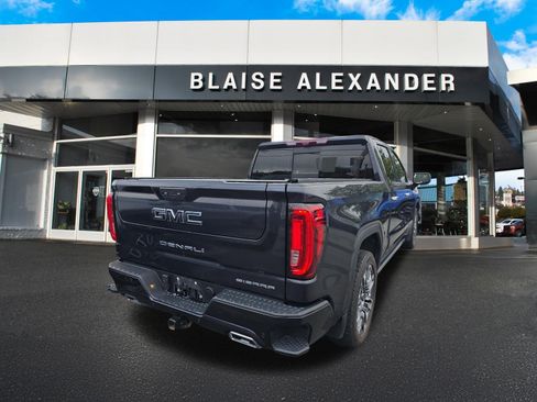 Used 2023 GMC Sierra 1500 Denali Ultimate AWD/4WD image 3