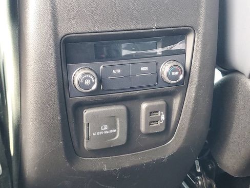 Used 2021 Buick Enclave Essence w/ Sound and Sites Package AWD/4WD image 15