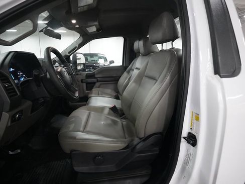Used 2021 Ford F250 XL w/ Power Equipment Group RWD image 8