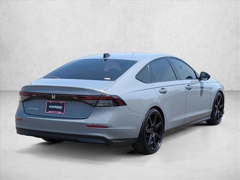 Used 2025 Honda Accord SE image 5