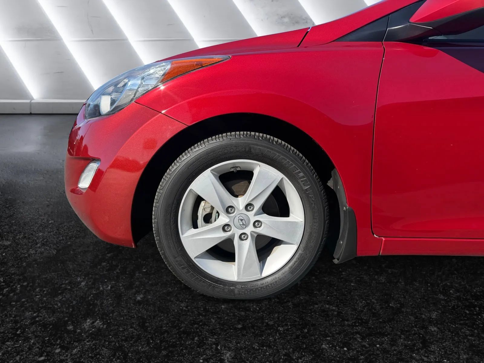 Used 2013 Hyundai Elantra GLS w/ Preferred Pkg FWD image 14