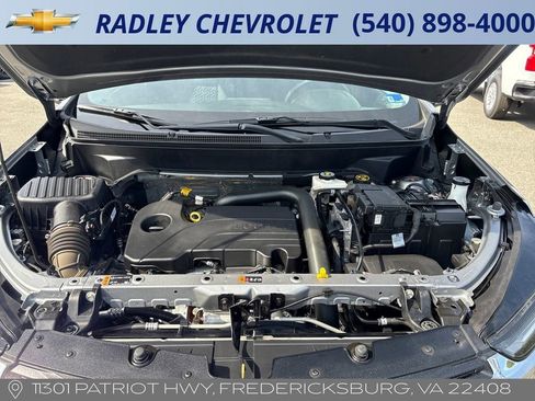 Used 2023 Chevrolet Equinox LT FWD image 16