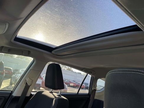 Used 2016 Toyota RAV4 XLE image 25