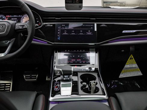 New 2026 Audi Q8 Prestige image 15