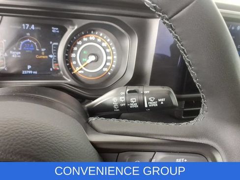 Used 2025 Jeep Wrangler Unlimited Sport AWD/4WD image 19