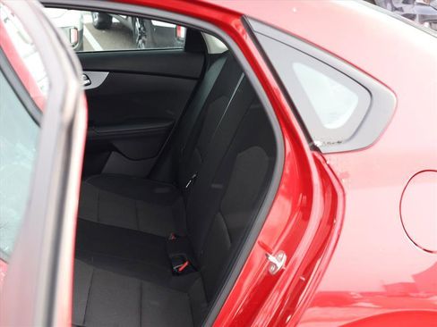 Used 2024 Kia Forte LXS image 18