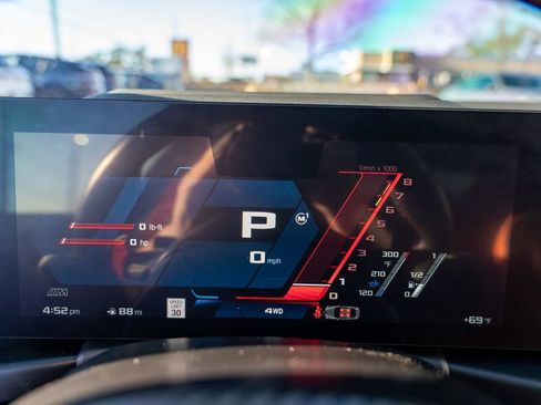 Used 2024 BMW M4 xDrive Competition w/ Executive Package image 24