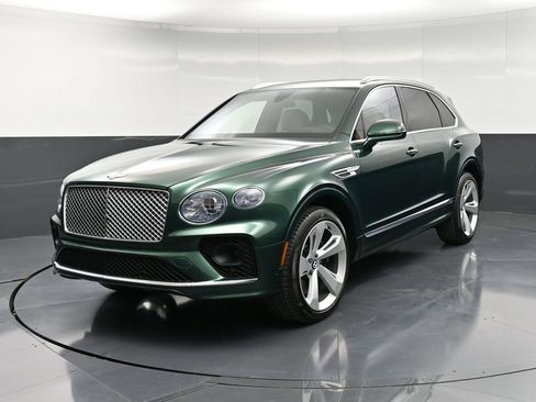Used 2023 Bentley Bentayga AWD/4WD image 1