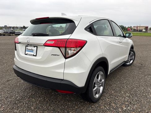 Used 2021 Honda HR-V LX image 11