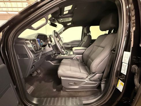 Used 2022 Ford F150 XLT w/ Equipment Group 301A Mid AWD/4WD image 15