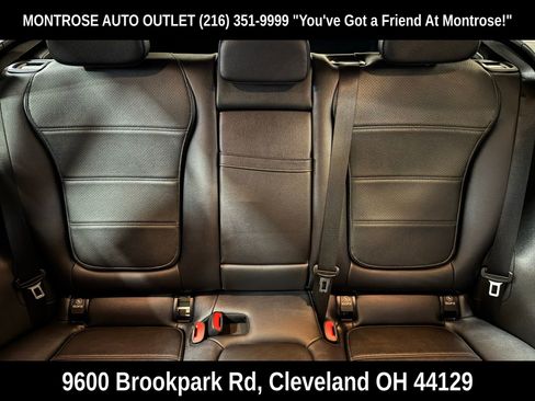 Used 2023 Mercedes-Benz GLC 300 4MATIC image 30