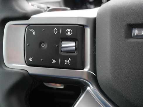 Certified 2024 Land Rover Discovery Dynamic SE AWD/4WD image 26