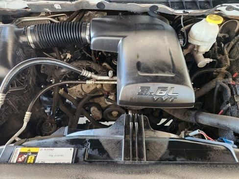 Used 2019 RAM 1500 Express w/ Express Value Package image 32