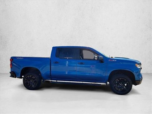 Used 2023 Chevrolet Silverado 1500 LT Trail Boss w/ Convenience Package II AWD/4WD image 4