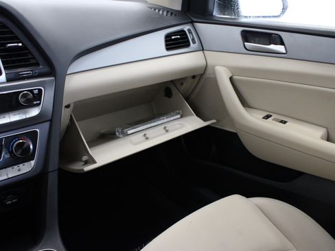 Used 2018 Hyundai Sonata SEL FWD image 24