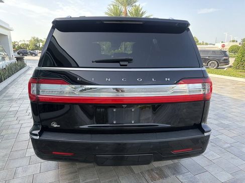 Used 2020 Lincoln Navigator Reserve w/ Equipment Group 208A Reserve AWD/4WD image 3