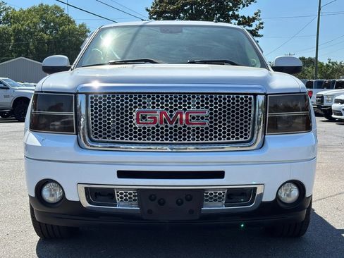 Used 2008 GMC Sierra 1500 Denali AWD/4WD image 9