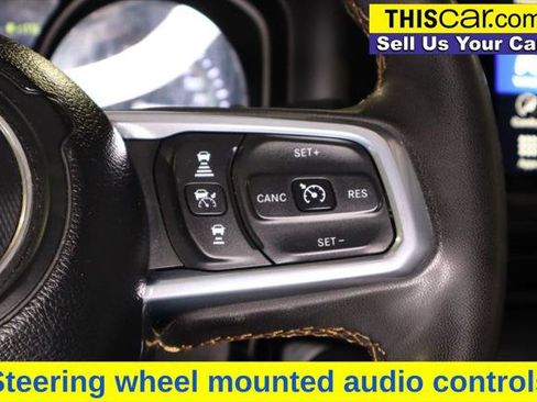 Used 2024 Jeep Wrangler Unlimited Sahara AWD/4WD image 17
