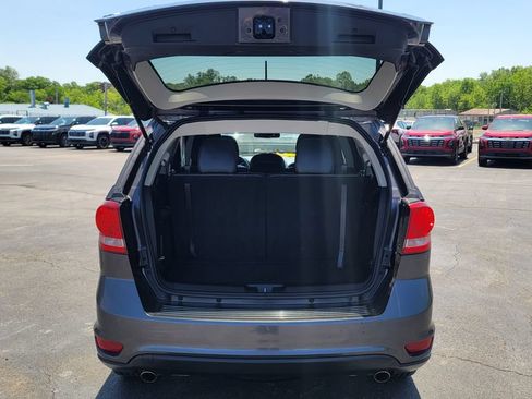 Used 2019 Dodge Journey GT w/ Blacktop Package AWD/4WD image 11