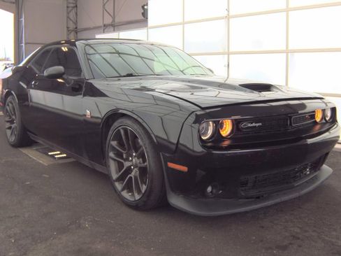 Used 2020 Dodge Challenger R/T Scat Pack w/ Plus Package image 9
