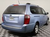 Used 2009 Kia Sedona LX image 2