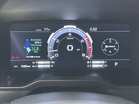 Used 2024 Toyota Tundra Limited image 28