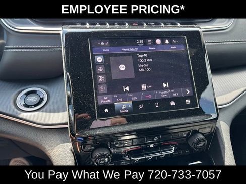 Used 2023 Jeep Grand Cherokee Altitude AWD/4WD image 30