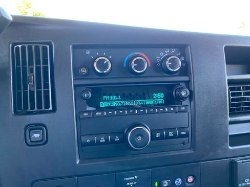 Used 2021 Chevrolet Express 2500 w/ Driver Convenience Package RWD image 49