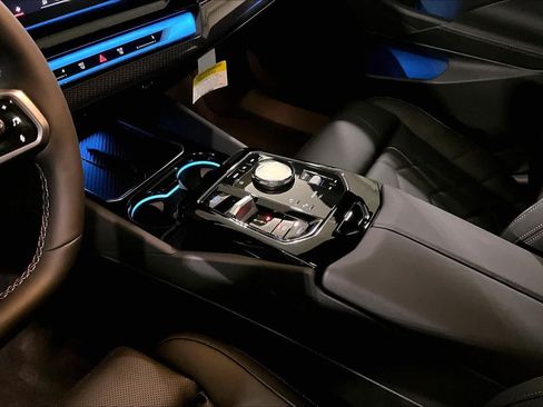 New 2026 BMW i5 AWD/4WD image 10
