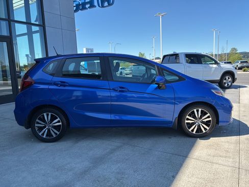 Used 2019 Honda Fit EX image 4