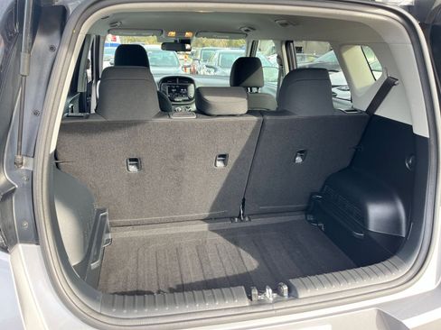 Used 2025 Kia Soul LX w/ LX Technology Package image 29