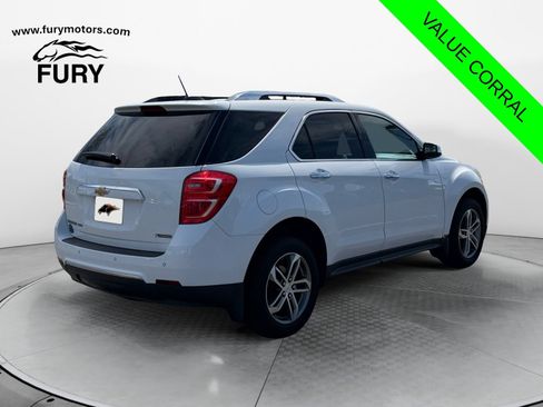 Used 2017 Chevrolet Equinox Premier w/ Enhanced Convenience Package AWD/4WD image 3