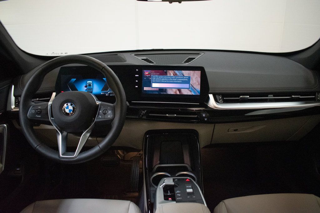 Used 2025 BMW X1 xDrive28i AWD/4WD image 11