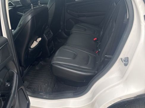 Used 2016 Ford Edge Titanium w/ Equipment Group 301A image 2