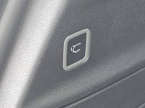 New 2026 Chrysler Pacifica Limited w/ S Appearance Package image 21