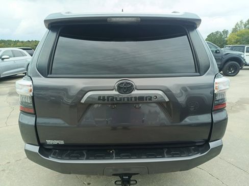 Used 2019 Toyota 4Runner SR5 image 4
