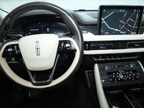 Used 2023 Lincoln Aviator Black Label image 32
