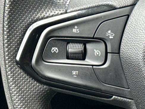 Used 2025 Chevrolet TrailBlazer LT AWD/4WD image 28