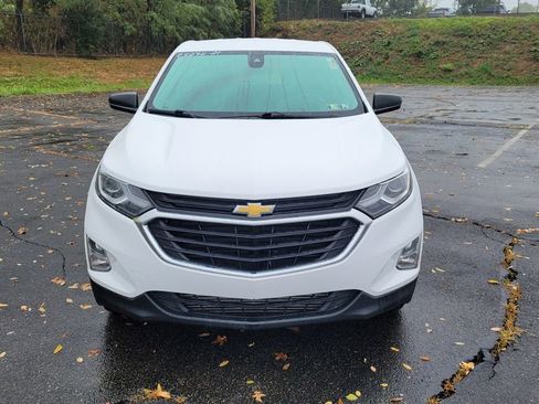Used 2021 Chevrolet Equinox LS image 4