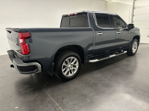 Used 2022 Chevrolet Silverado 1500 LTZ w/ LTZ Premium Package image 12