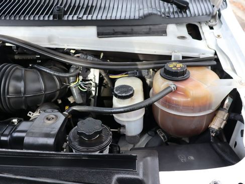 Used 2013 Ford E-250 and Econoline 250 image 33