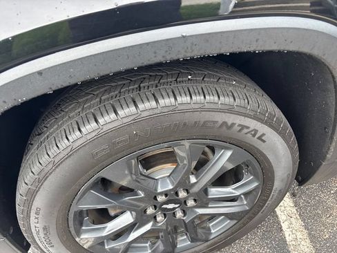 Used 2020 Chevrolet Traverse RS w/ LPO, Floor Liner Package FWD image 27