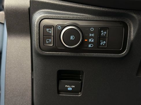 Used 2025 Ford Bronco Outer Banks AWD/4WD image 30