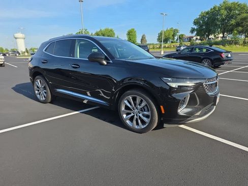 Used 2023 Buick Envision Avenir AWD/4WD image 2