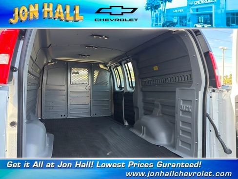 New 2024 Chevrolet Express 2500 w/ Driver Convenience Package image 10
