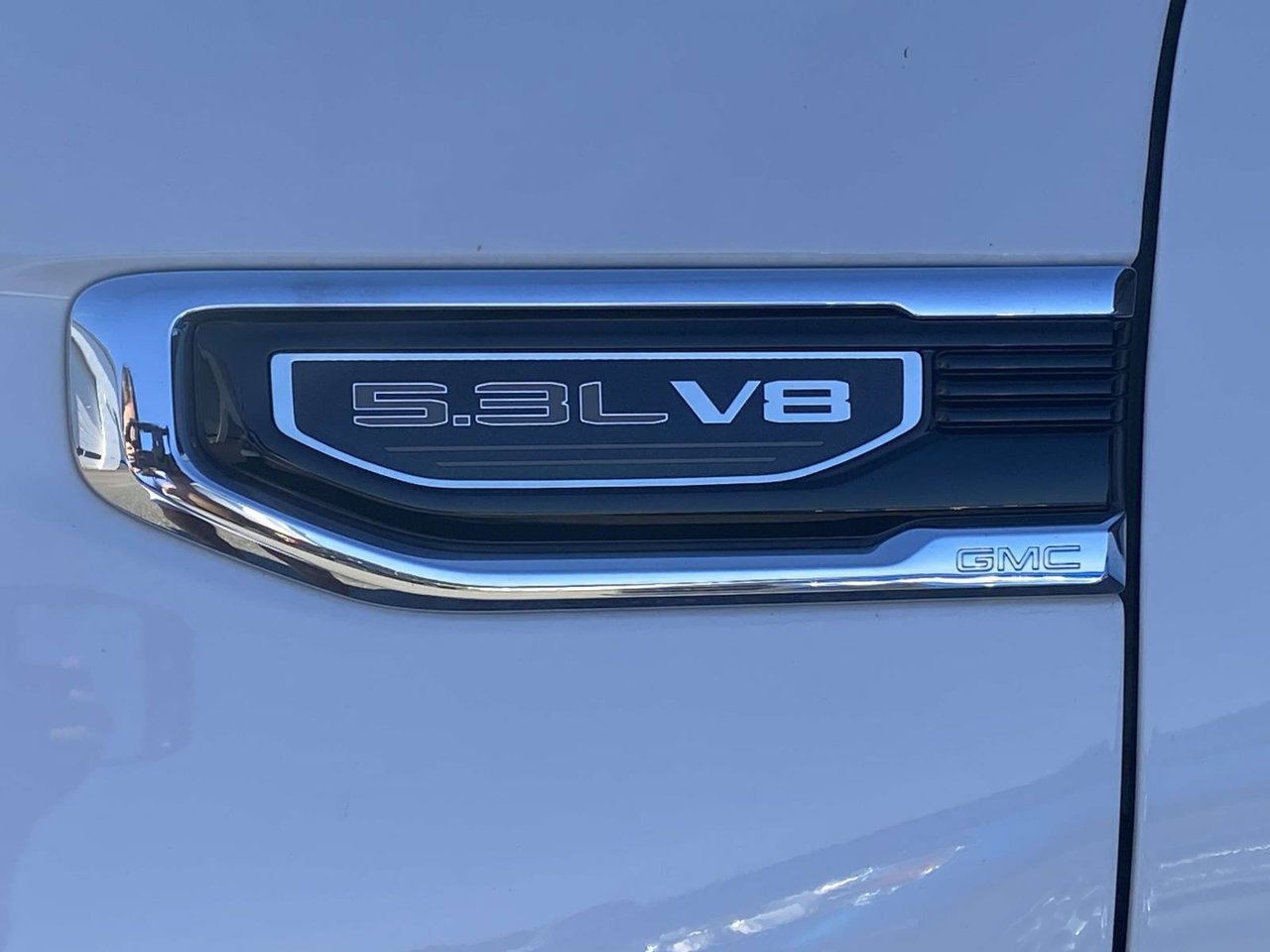 Used 2022 GMC Sierra 1500 SLT AWD/4WD image 10