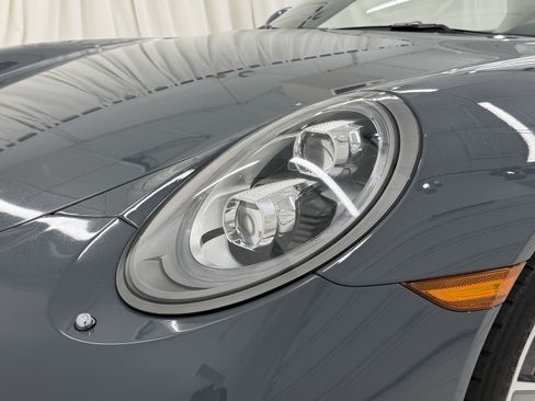 Certified 2017 Porsche 911 Carrera 4S AWD/4WD image 20