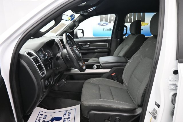 Used 2022 RAM 1500 Big Horn AWD/4WD image 11
